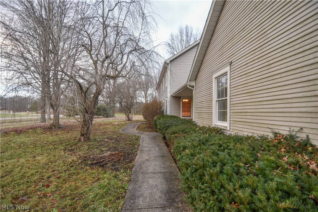 Canfield, OH 44406,6901 Killdeer DR