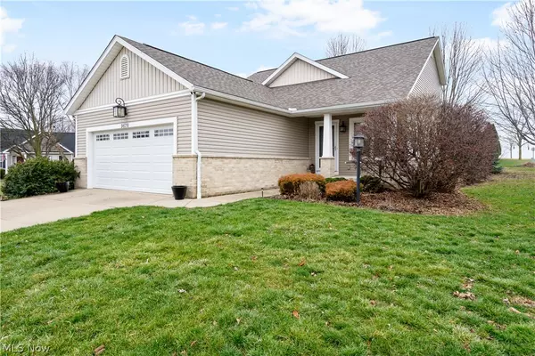 Canal Fulton, OH 44614,9678 Emerald Brook CIR NW