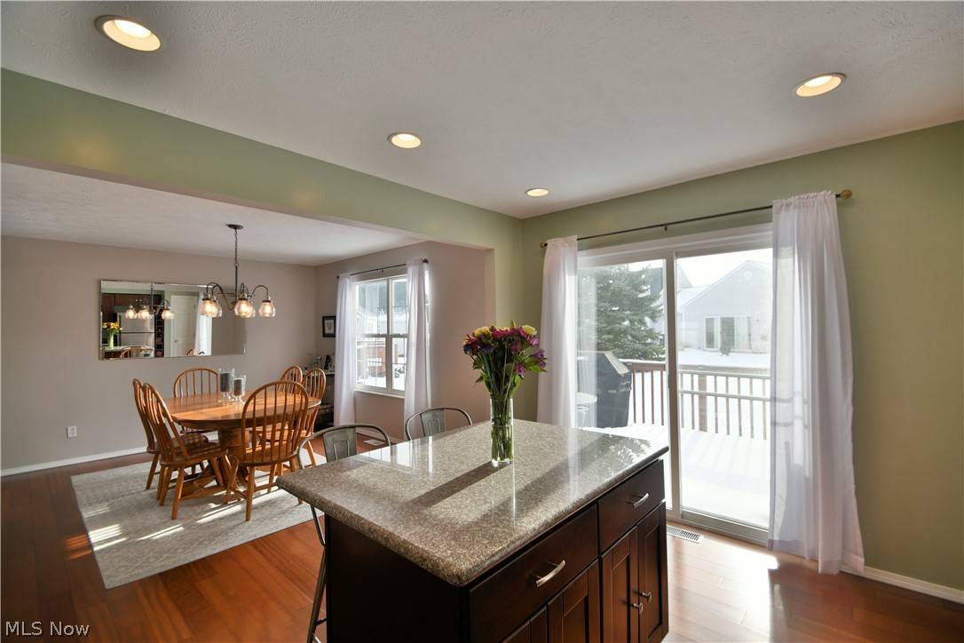 Parma, OH 44134,6655 Grove LN #67
