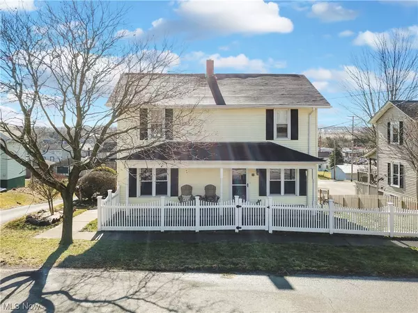 66 Clay ST, Apple Creek, OH 44606