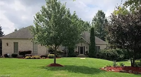 1334 Timber Ridge DR, Macedonia, OH 44056