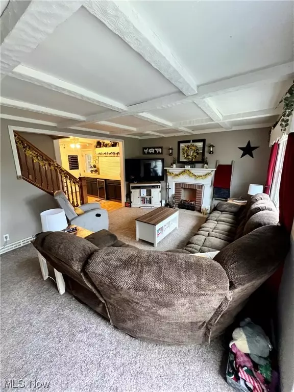 Richmond, OH 43944,977 County Road 41