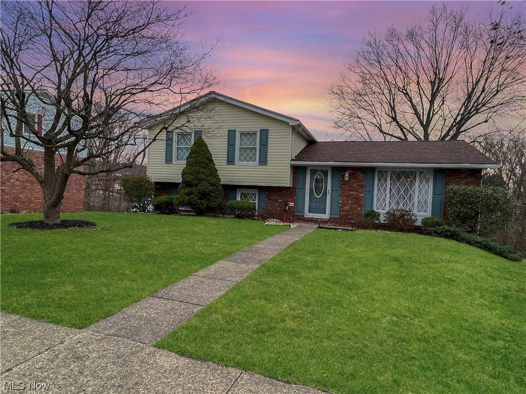 170 Tartan Drive, Follansbee, WV 26037