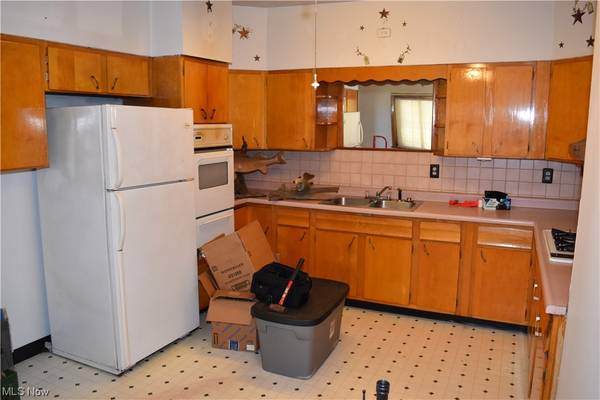 Bellaire, OH 43906,3228 Monroe ST