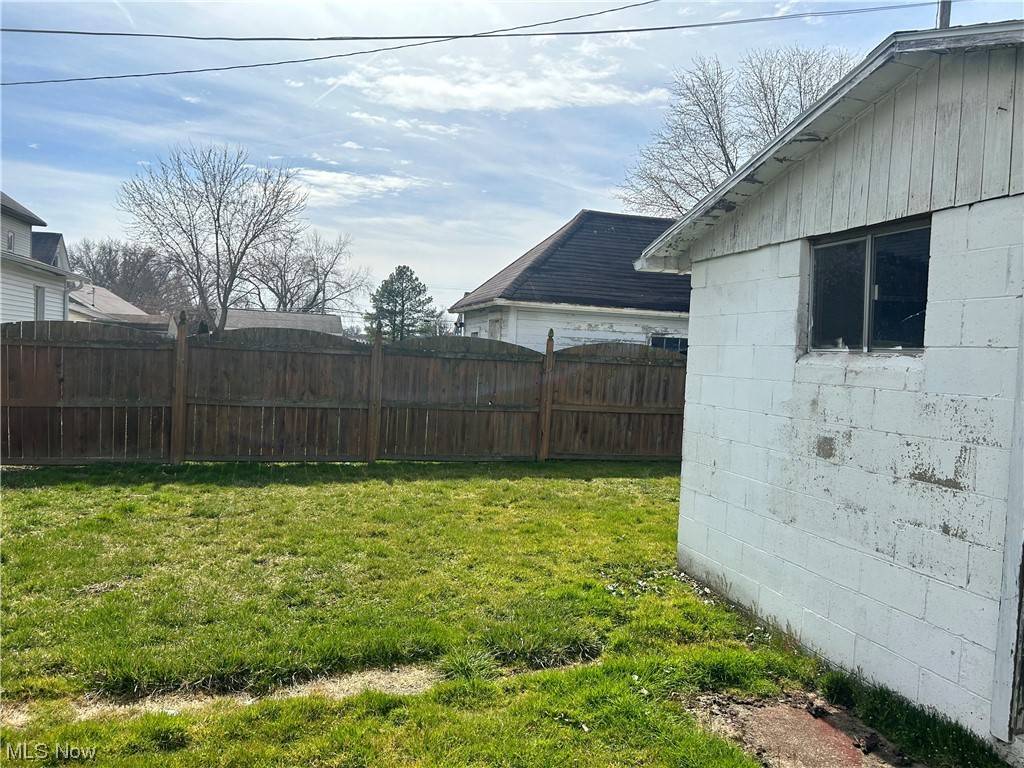 Parkersburg, WV 26101,1611 Dewey ST