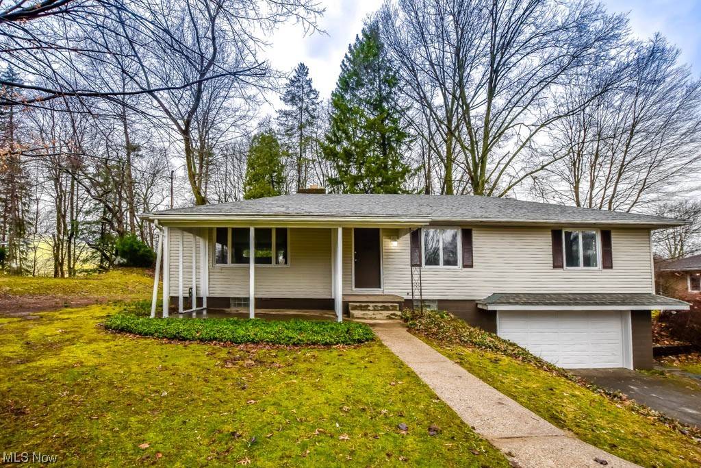 3320 Rowena ST,  Barberton,  OH 44203