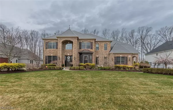 Westlake, OH 44145,1744 Bur Oak DR