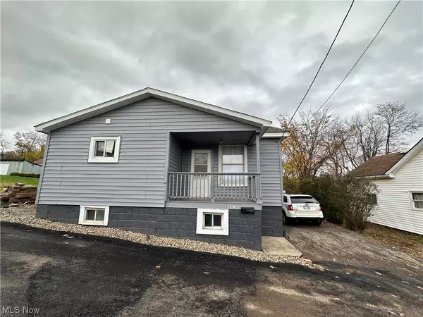 129 Fairview WAY, Mingo Junction, OH 43938