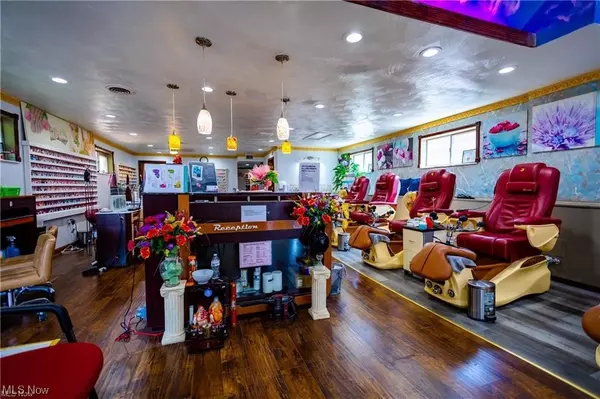 Follansbee, WV 26037,1028 Main ST