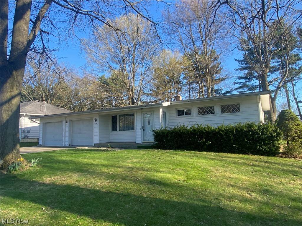 104 Young DR, Lodi, OH 44254