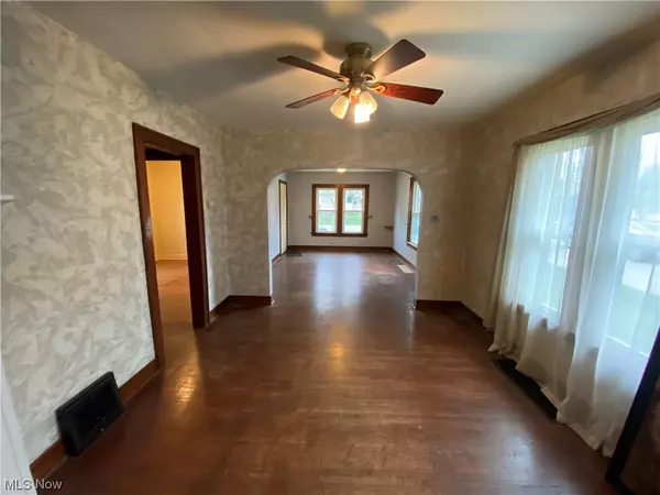 Ravenna, OH 44266,1021 Mechanic AVE