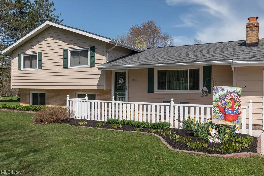 Chesterland, OH 44026,8490 Cranwood DR