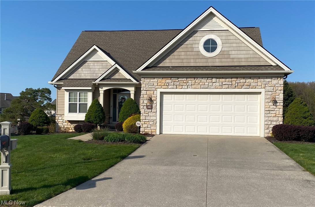 141 Regent CT, Broadview Heights, OH 44147
