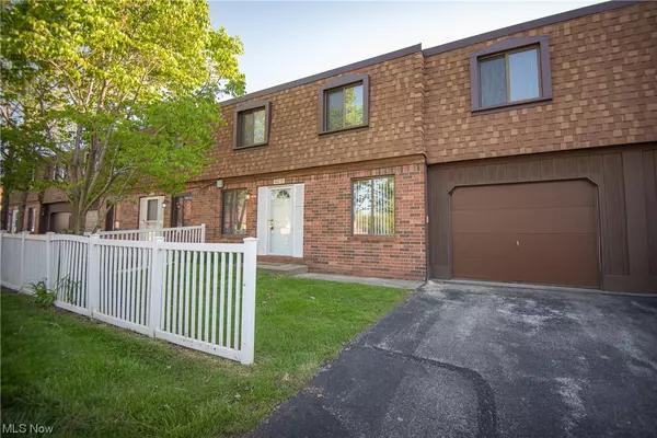 944 Wadsworth RD #D-3, Medina, OH 44256