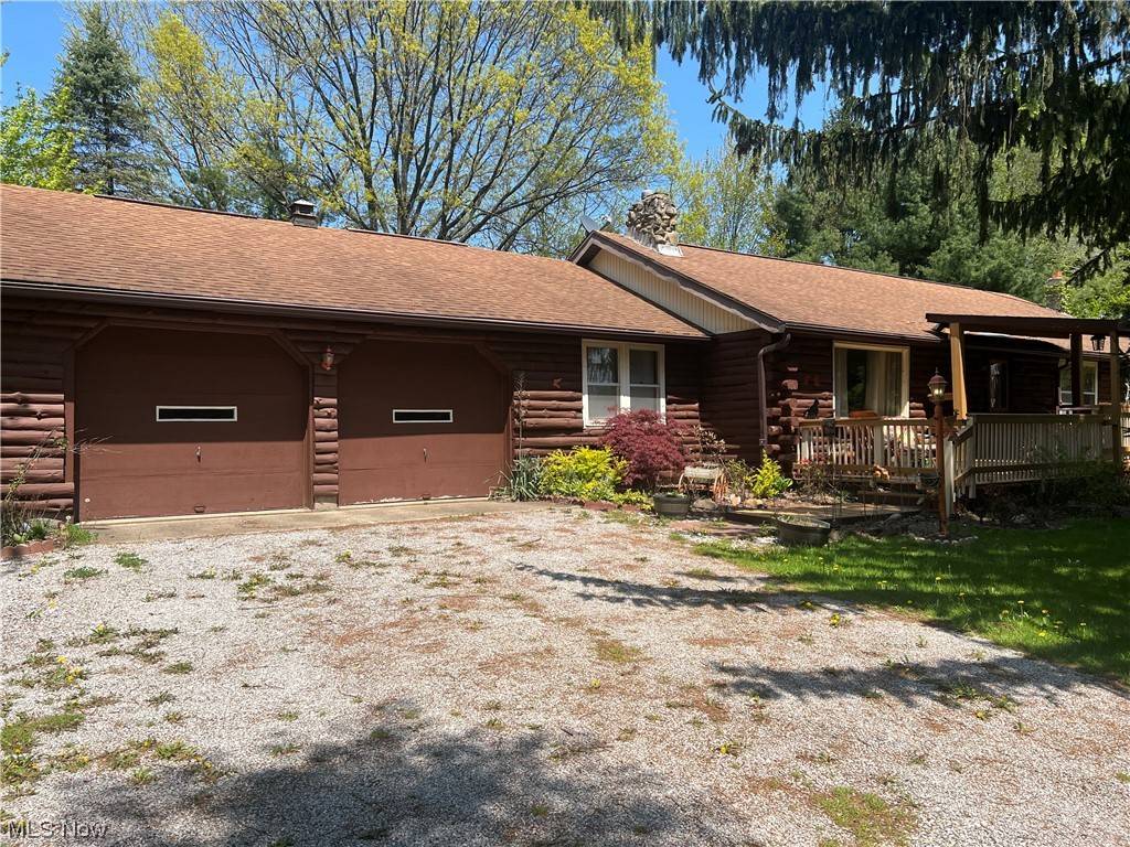 5835 State Route 303, Mantua, OH 44255