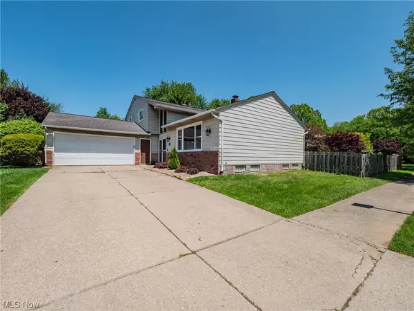 879 King George BLVD,  South Euclid,  OH 44121