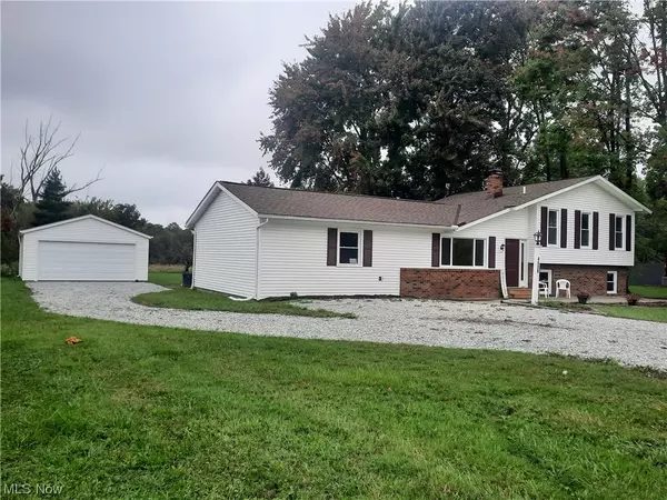4608 Beat RD, Litchfield, OH 44253
