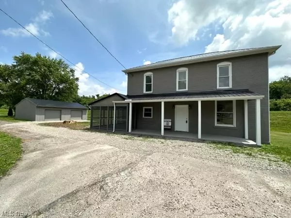 77 4th ST,  Roseville,  OH 43777