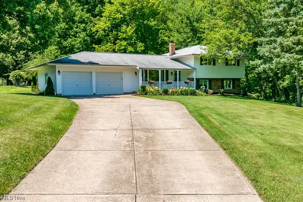 Willoughby Hills, OH 44092,2468 Alan DR