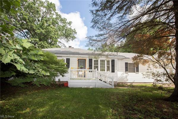 5590 Ford RD, Sheffield Village, OH 44035