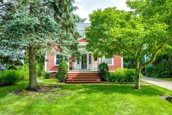 3021 Somerton RD, Cleveland Heights, OH 44118
