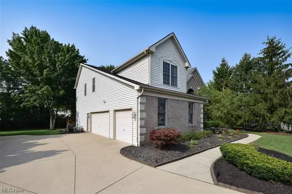 Strongsville, OH 44149,12068 Fox Grove