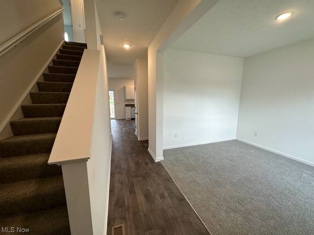 Louisville, OH 44641,3047 McIntosh DR NE