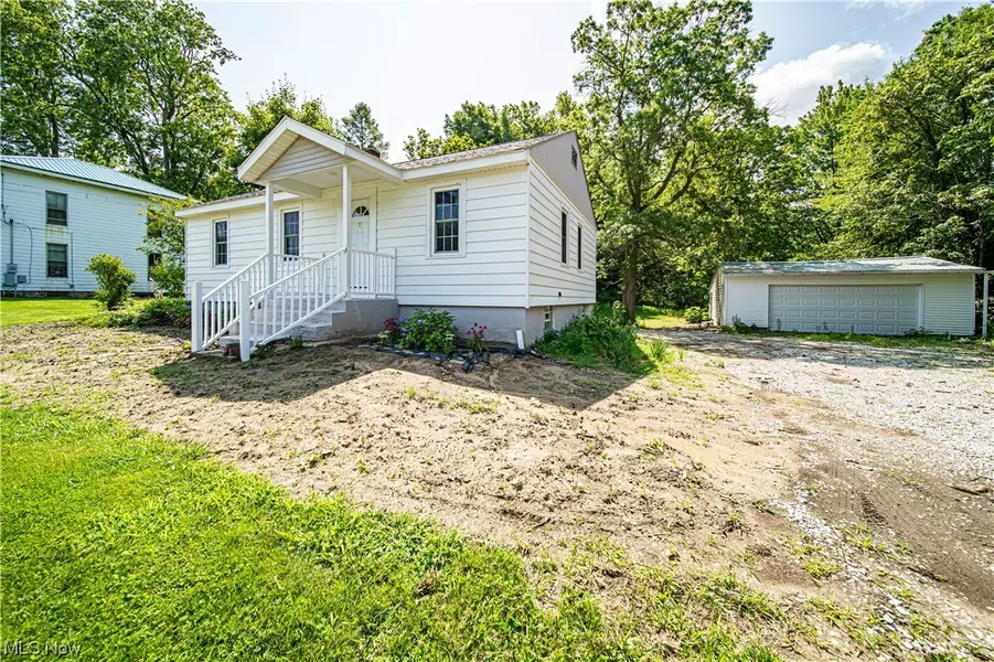 1092 N Ridge Usr 20 RD, Geneva, OH 44041