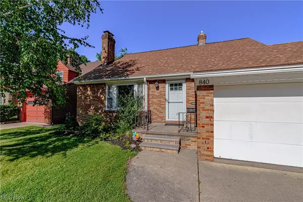 840 Bates RD, Rocky River, OH 44116