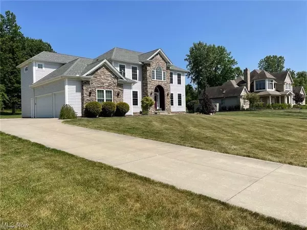 Hudson, OH 44236,6623 Pineview CT