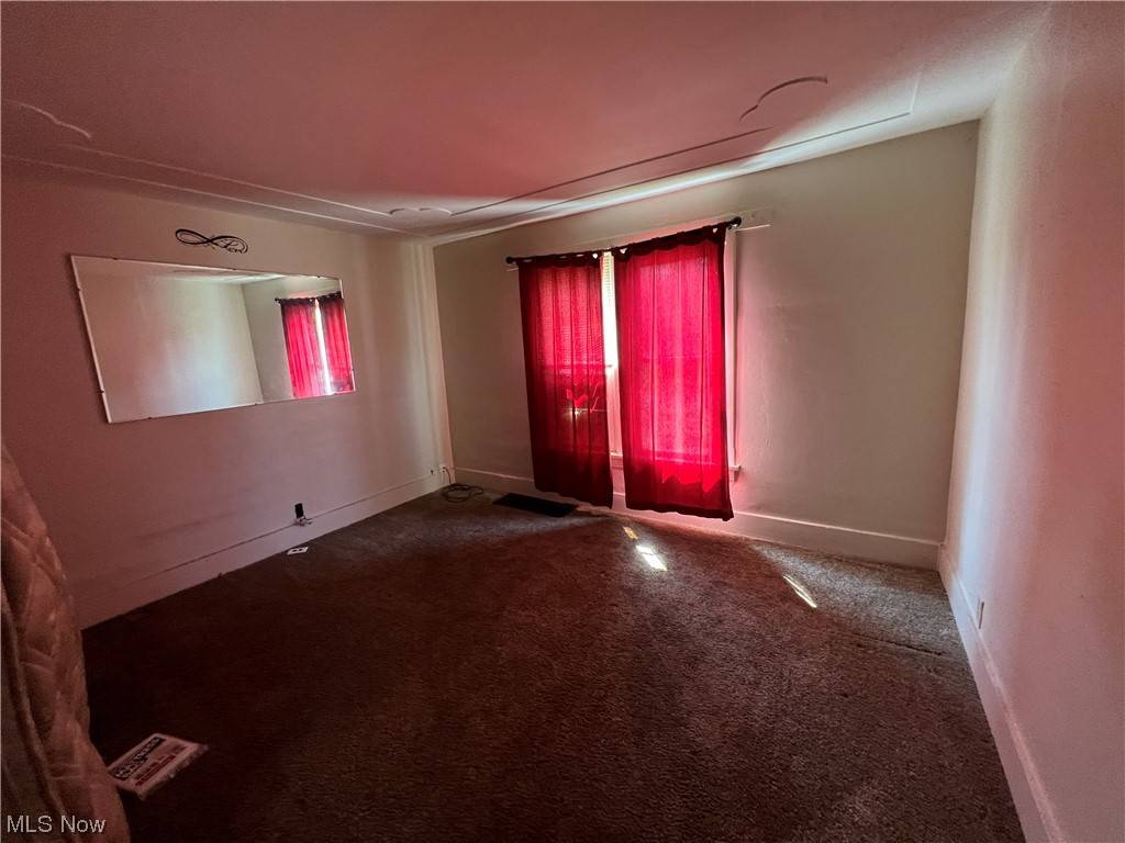 Lorain, OH 44052,2119 Washington AVE