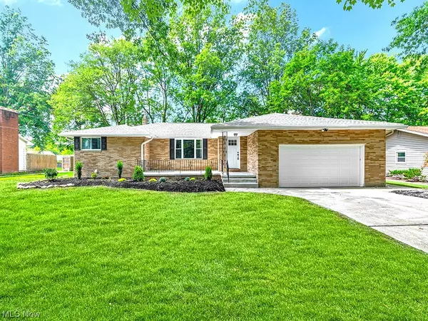 620 Blueberry Hill DR,  Canfield,  OH 44406