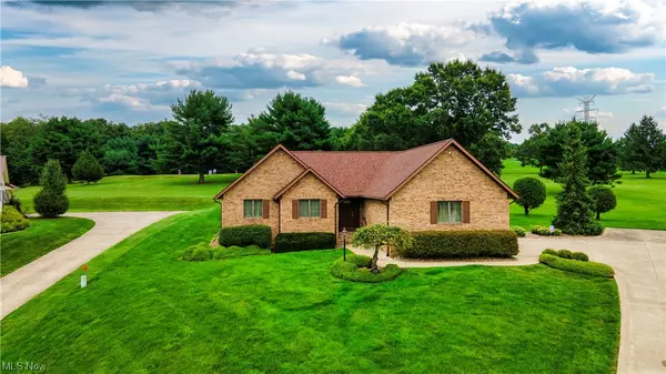 Carrollton, OH 44615,1374 Meadowbrook LN NE