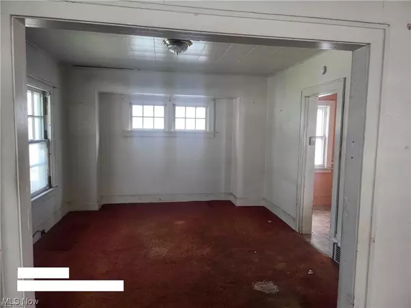 Cleveland Heights, OH 44118,3404 Cedarbrook RD