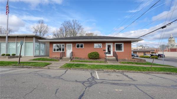 126 S 9th ST, Cambridge, OH 43725