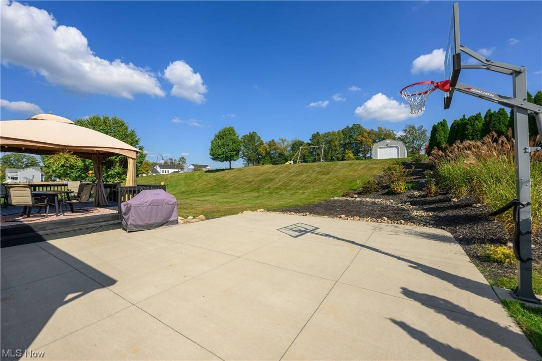 Uniontown, OH 44685,12388 San Marino AVE NW