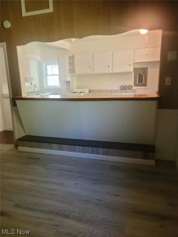 Andover, OH 44003,6668 4th AVE