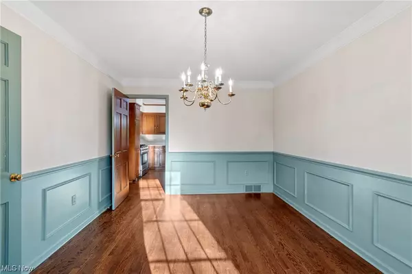 2925 Pine Lake RD Uniontown, OH 44685