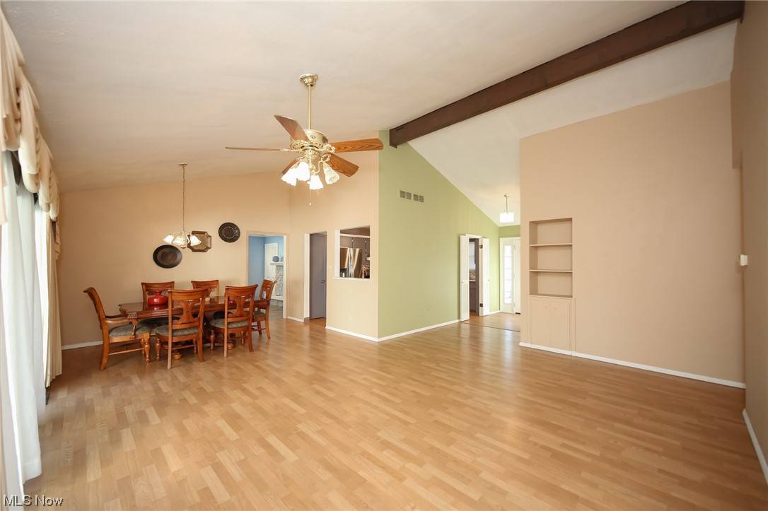 Richmond Heights, OH 44143,25925 Euclid-Chagrin Pkwy