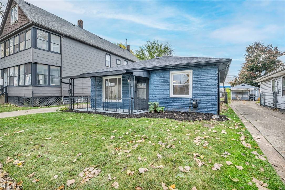 Newburgh Heights, OH 44105,4018 E 26th ST