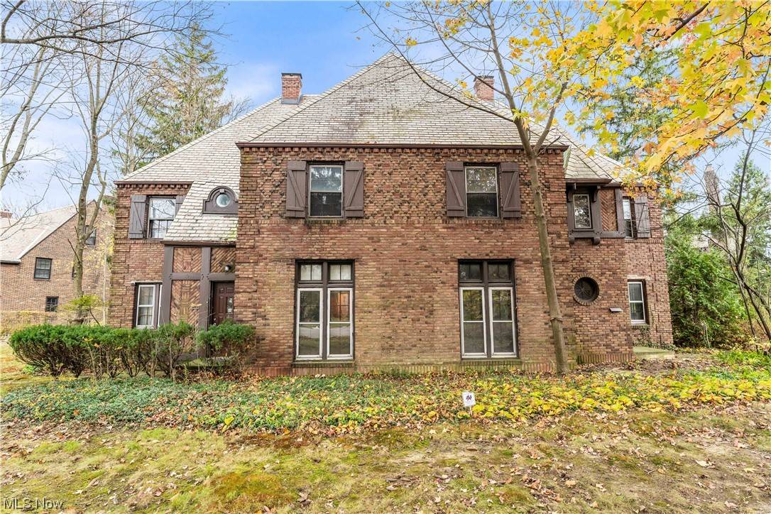 3377 Norwood RD, Shaker Heights, OH 44122