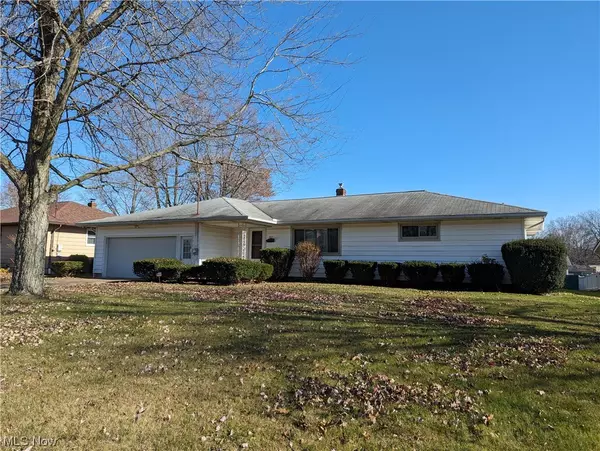 Girard, OH 44420,921 Pinecrest RD