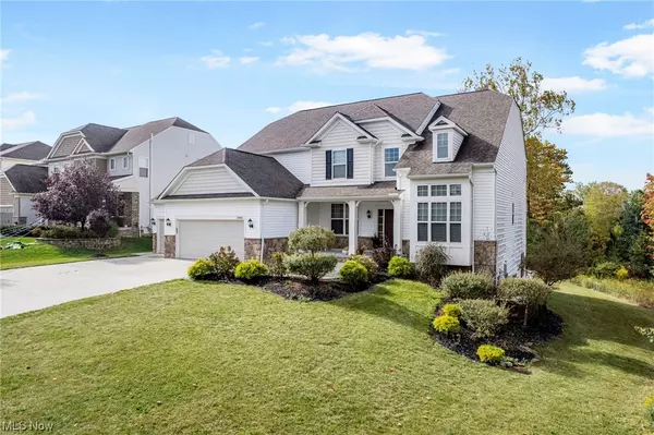 Twinsburg, OH 44087,2086 Meadowood BLVD