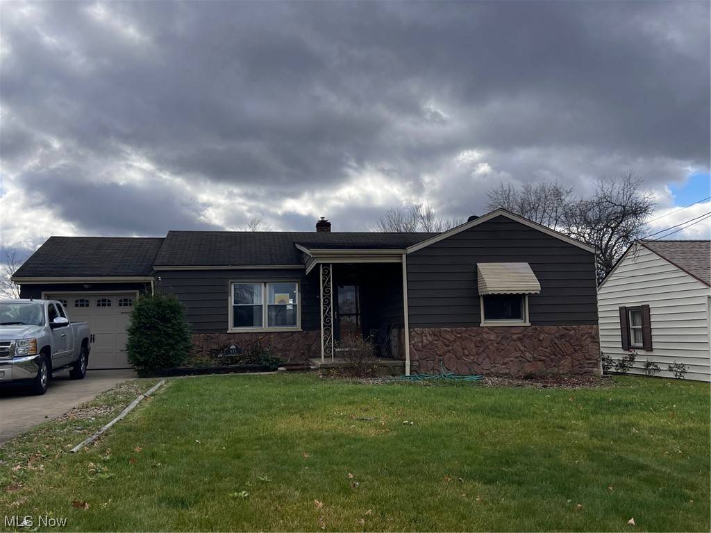 515 Powers AVE, Girard, OH 44420
