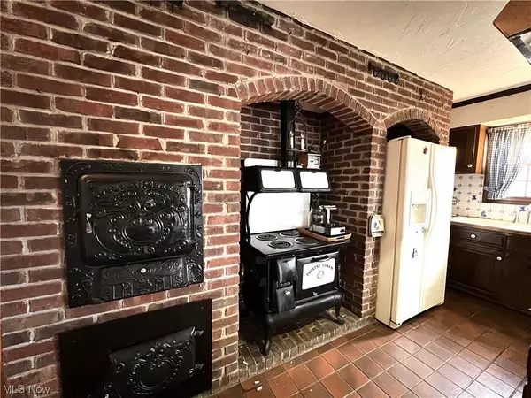 Canfield, OH 44406,445 N Broad ST