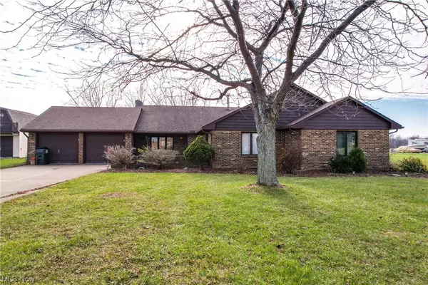 13920 Kneisel RD,  Vermilion,  OH 44089