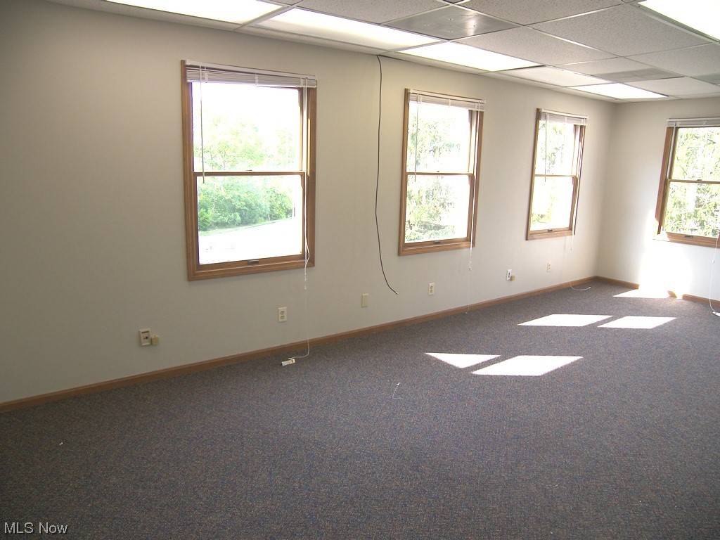Solon, OH 44139,33610 Solon RD #6