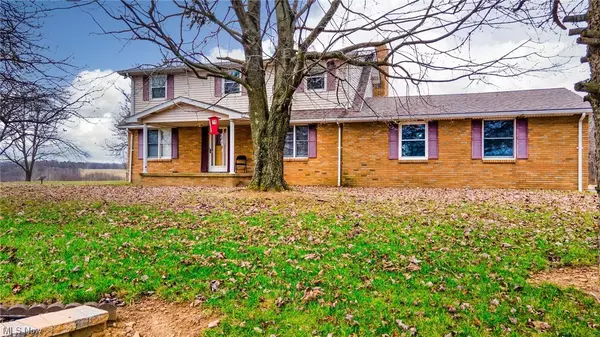 New Cumberland, WV 26047,1303 TOPE RD