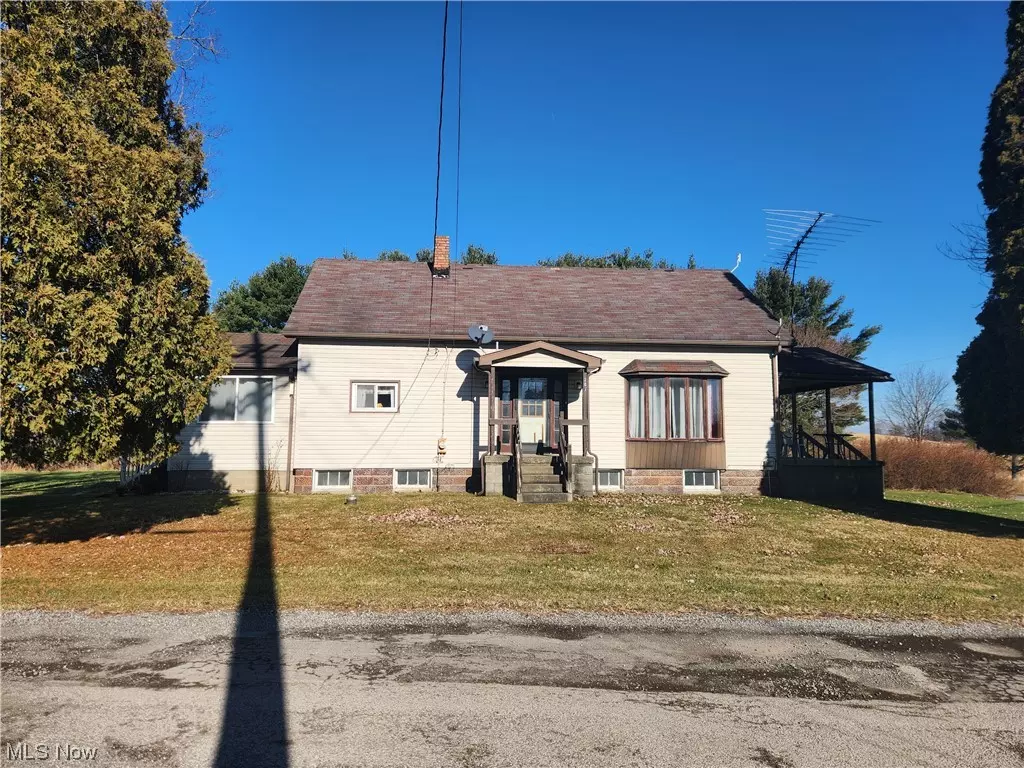 Bergholz, OH 43908,201 Township Road 263