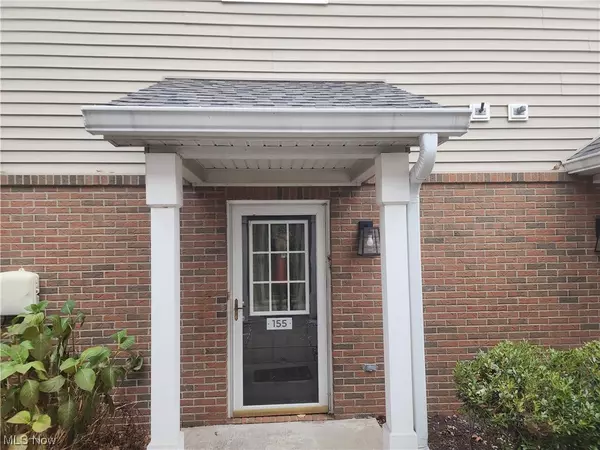 Fairlawn, OH 44333,3371 Lenox Village #155